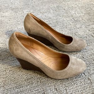 Clarks heel wedge
